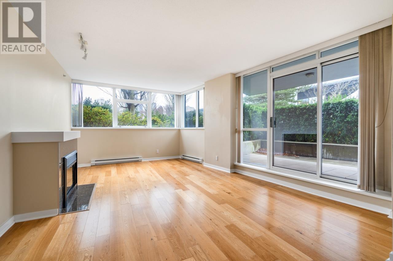 Listing Picture 8 of 26 : 406 2225 HOLDOM AVENUE, Burnaby / 本拿比 - 魯藝地產 Yvonne Lu Group - MLS Medallion Club Member