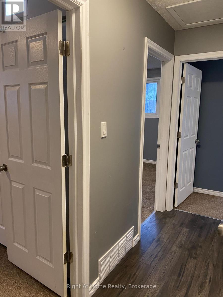 Upper - 130 Rockwood Avenue, St. Catharines (455 - Secord Woods), Ontario  L2P 3R8 - Photo 11 - X11909198