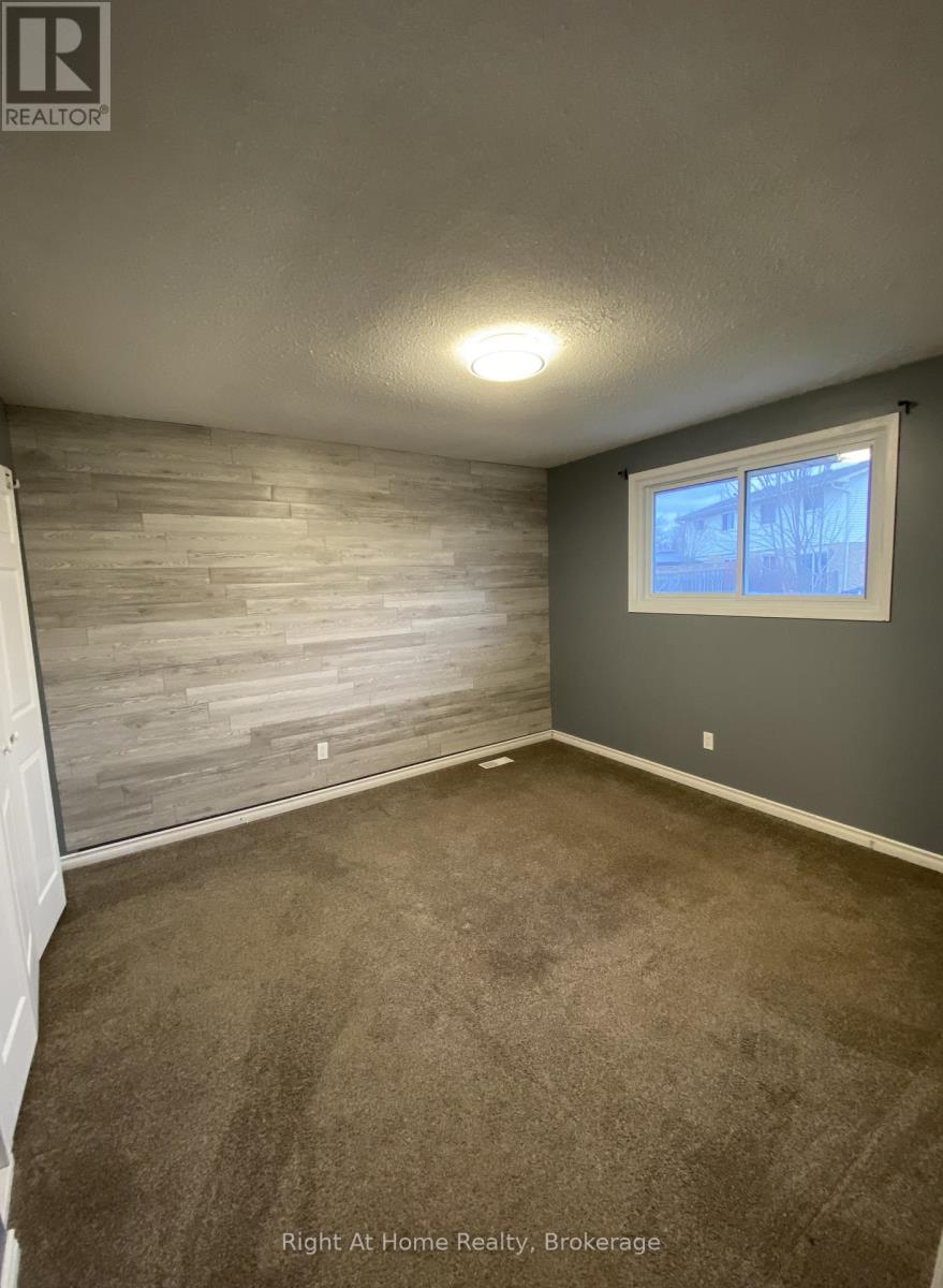 Upper - 130 Rockwood Avenue, St. Catharines (455 - Secord Woods), Ontario  L2P 3R8 - Photo 12 - X11909198