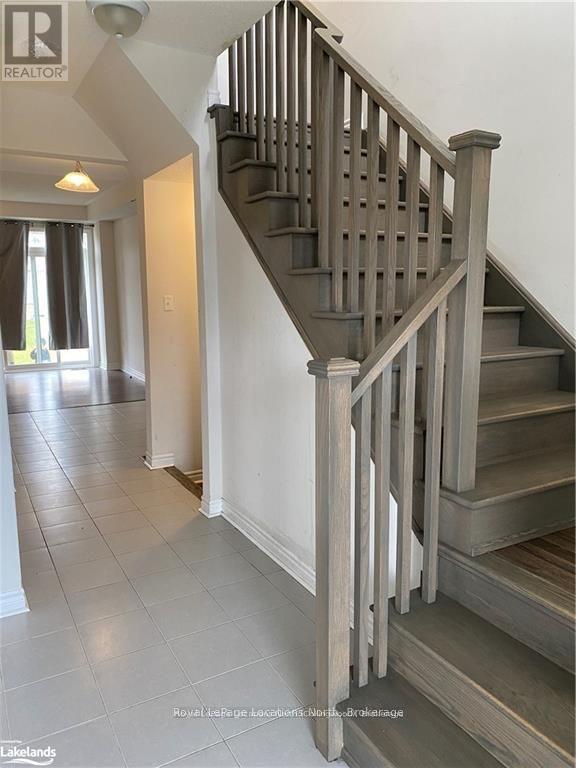 13 Albany Street, Collingwood, Ontario  L9Y 0G7 - Photo 2 - S11909142