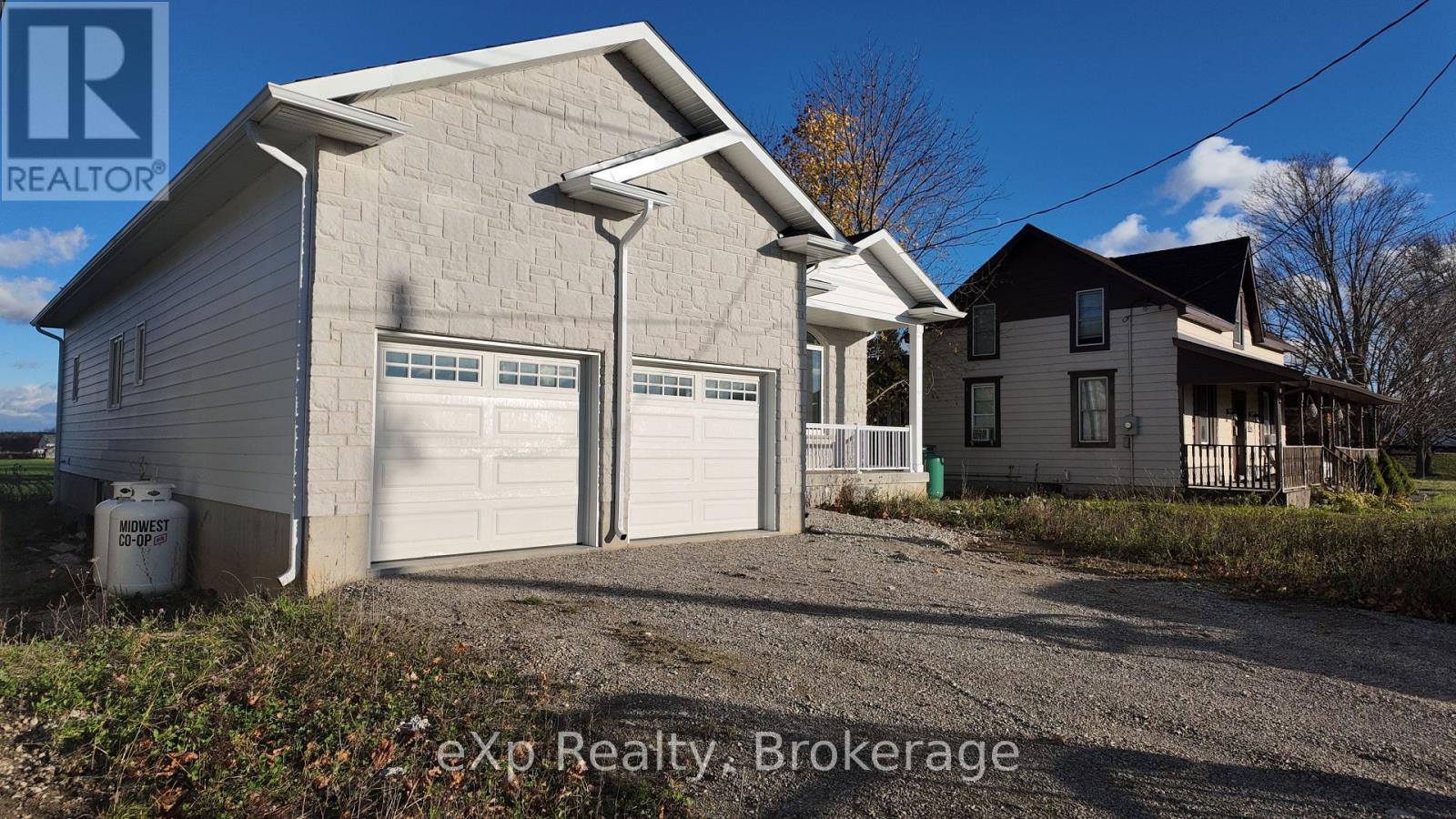 221 Forler Street, West Grey, Ontario  N0G 2M0 - Photo 3 - X11909183