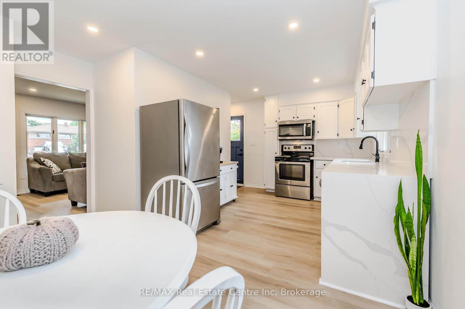 142 Renfield Street, Guelph, Ontario  N1E 4B2 - Photo 8 - X11909247