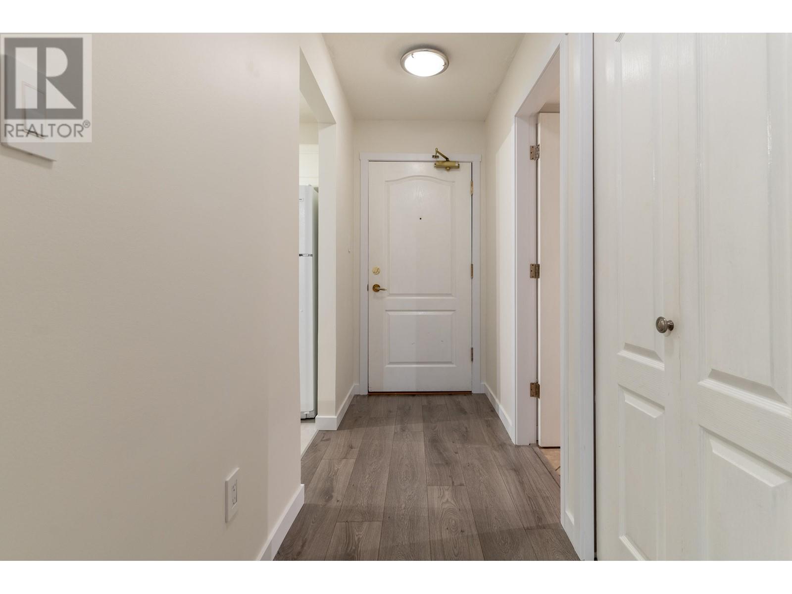 121 2551 Parkview Lane, Port Coquitlam, British Columbia  V3C 6J8 - Photo 5 - R2951819