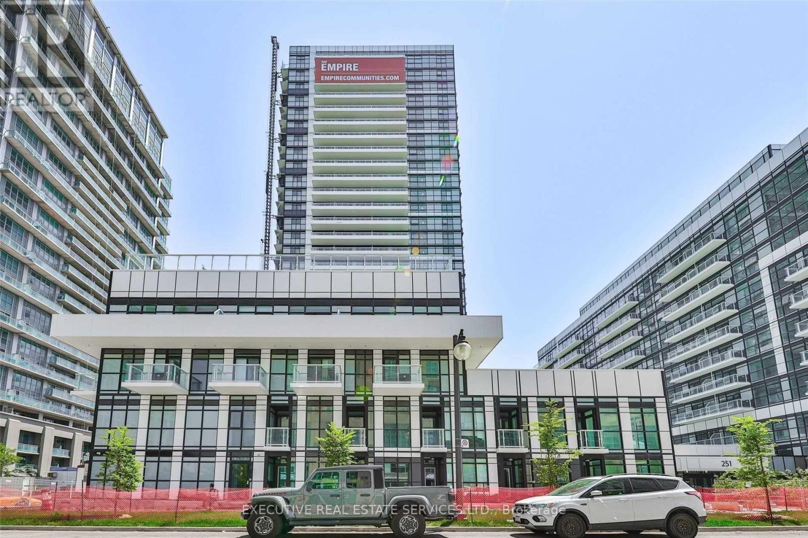 130 - 251 Manitoba Street, Toronto, Ontario  M8Y 4G9 - Photo 1 - W11909230