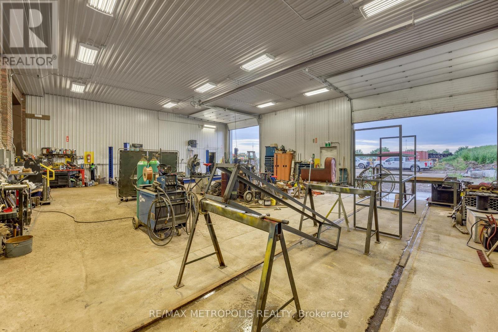 4320 Discovery Line, Petrolia, Ontario  N0N 1R0 - Photo 31 - X11909161