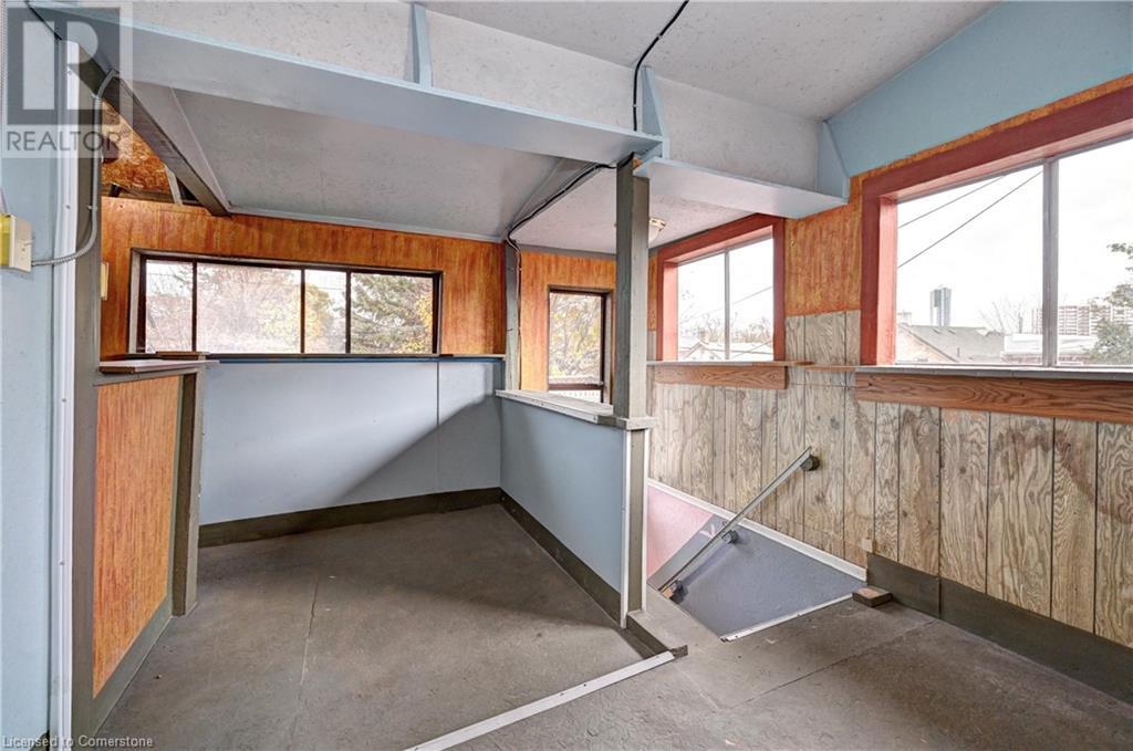 362 Duke Street W, Kitchener, Ontario  N2H 3Y3 - Photo 19 - 40687677