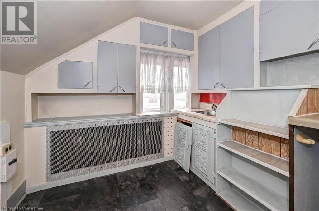 362 Duke Street W, Kitchener, Ontario  N2H 3Y3 - Photo 23 - 40687677