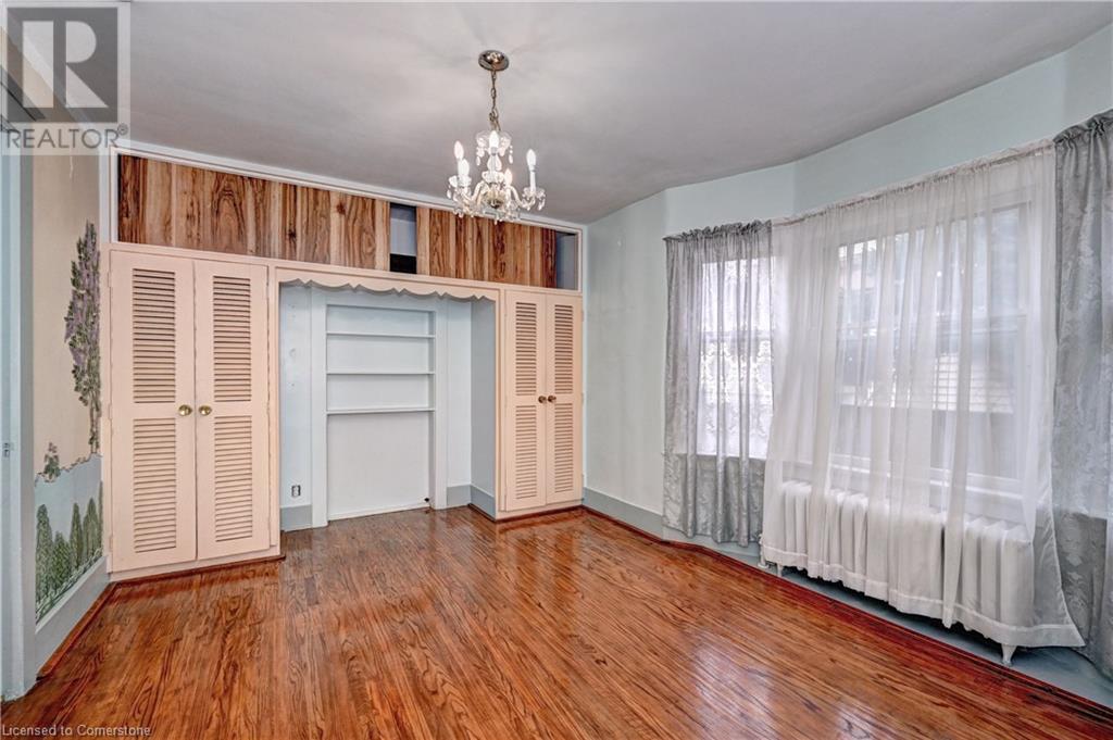 362 Duke Street W, Kitchener, Ontario  N2H 3Y3 - Photo 4 - 40687677