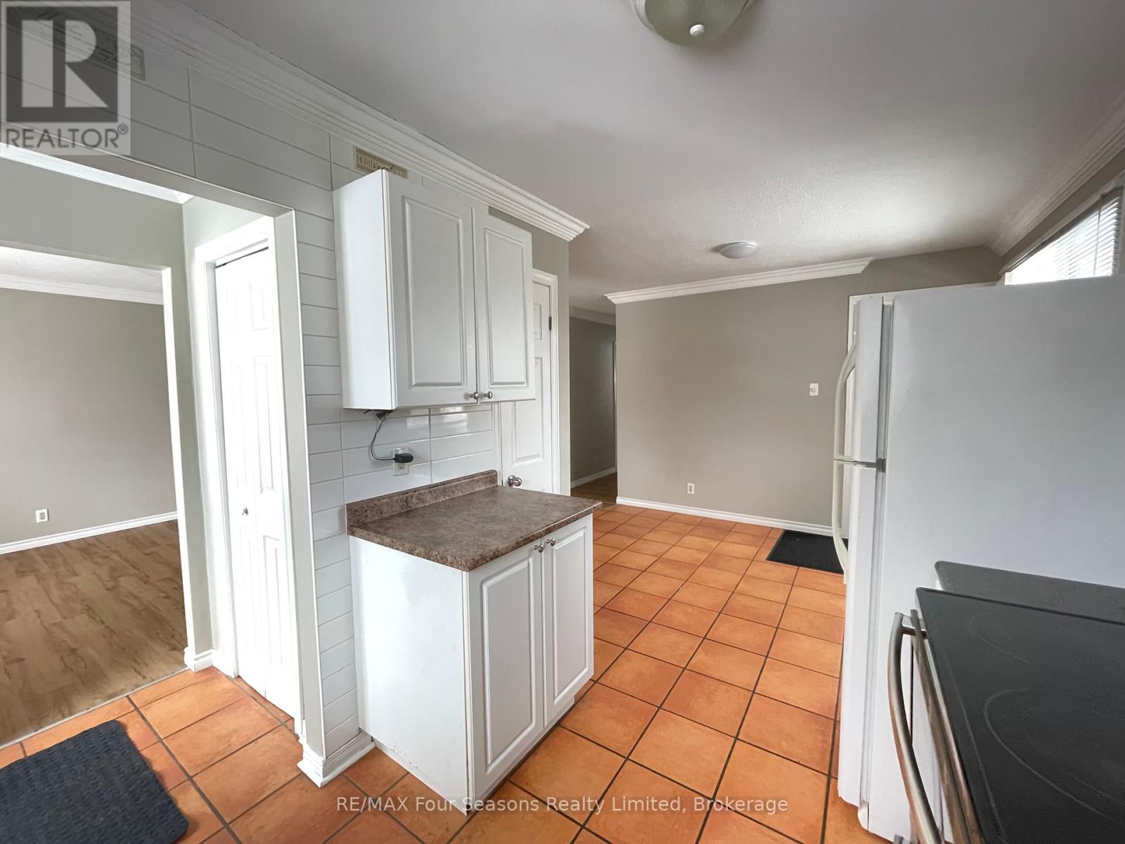 124 Niagara Street, Collingwood, Ontario  L9Y 3X9 - Photo 14 - S11888286