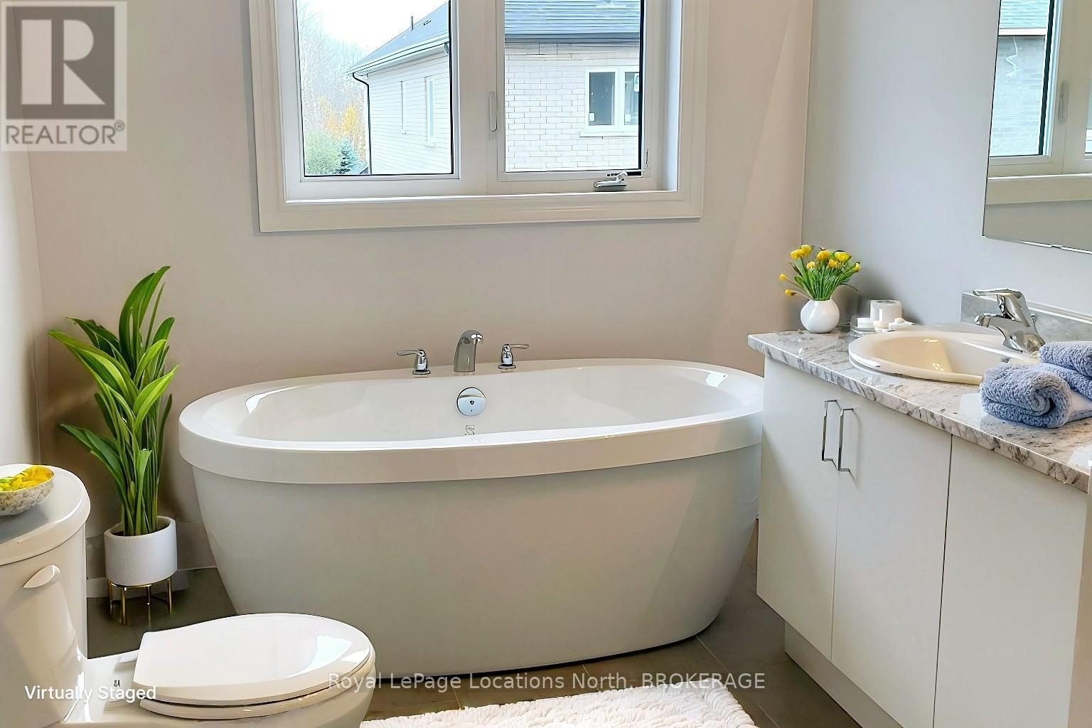 11 Lisa Street, Wasaga Beach, Ontario  L9Z 1J9 - Photo 16 - S11901762