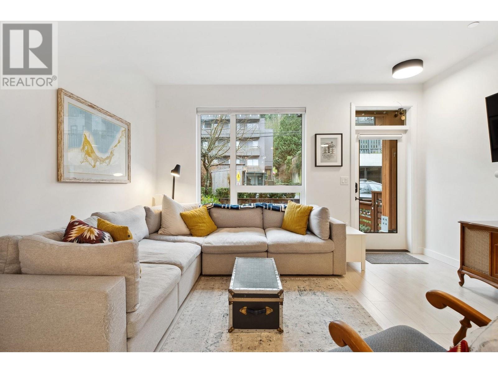 502 3021 St George Street, Port Moody, British Columbia V3H 0K3 - Photo 1 - R2952619
