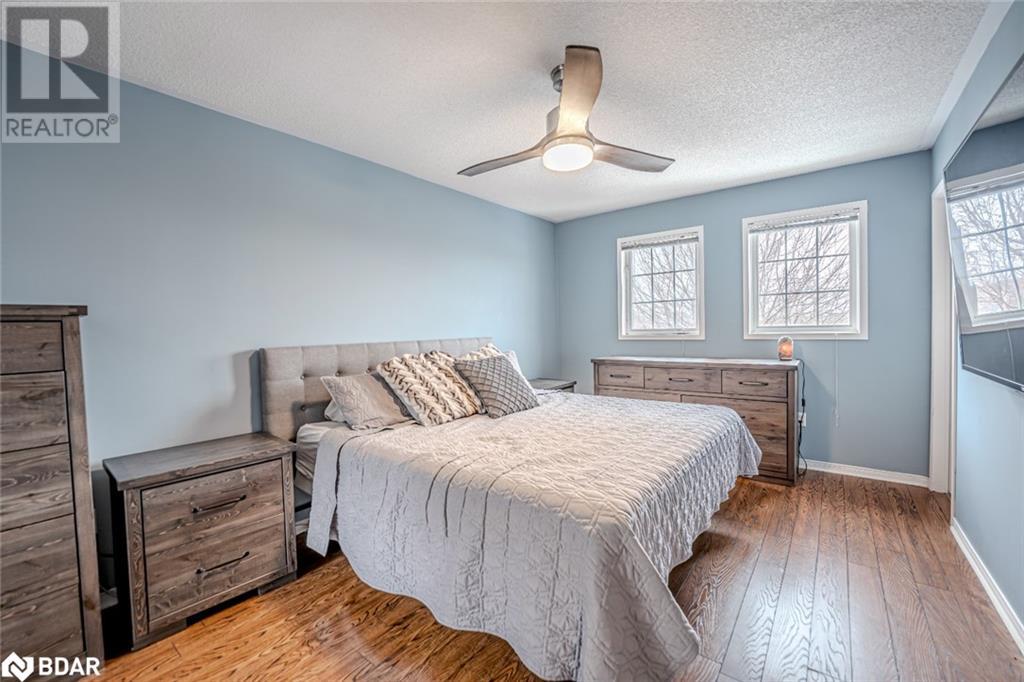 56 Draper Crescent, Barrie, Ontario  L4N 6B1 - Photo 9 - 40687979