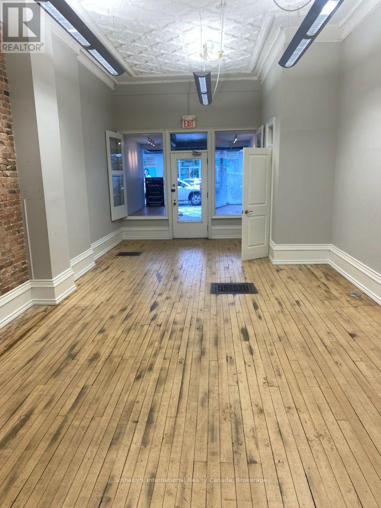 83 Grand River Street N, Brant (Paris), Ontario  N3L 2M3 - Photo 4 - X11909308