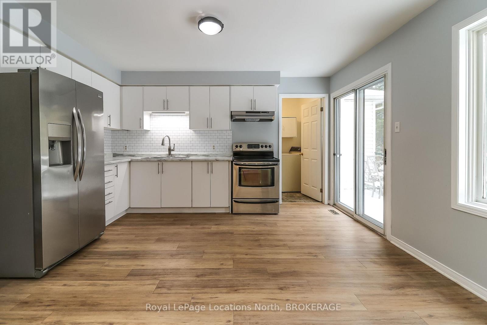 4 Port Royal Trail, Wasaga Beach, Ontario  L9Z 1H7 - Photo 3 - S11903951