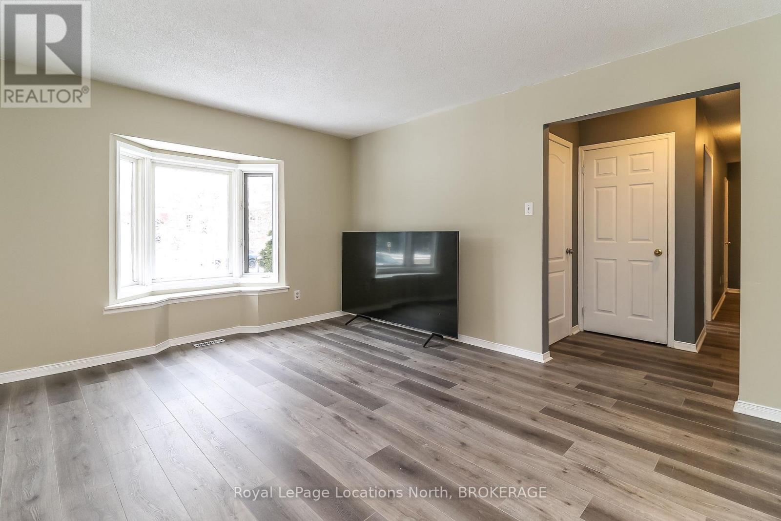 4 Port Royal Trail, Wasaga Beach, Ontario  L9Z 1H7 - Photo 8 - S11903951