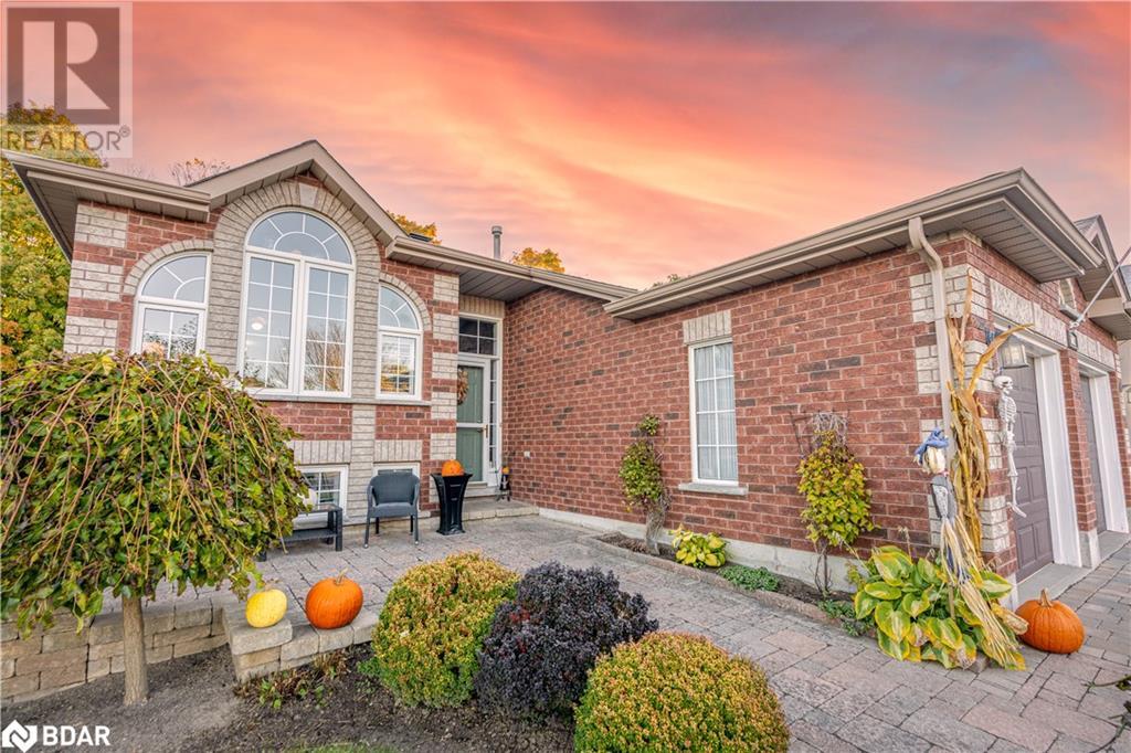 112 Crompton Drive, Barrie, Ontario  L4M 6N9 - Photo 2 - 40687867