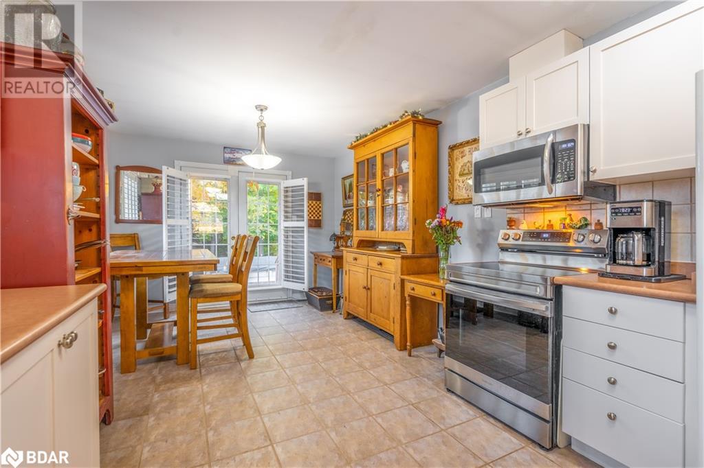112 Crompton Drive, Barrie, Ontario  L4M 6N9 - Photo 7 - 40687867