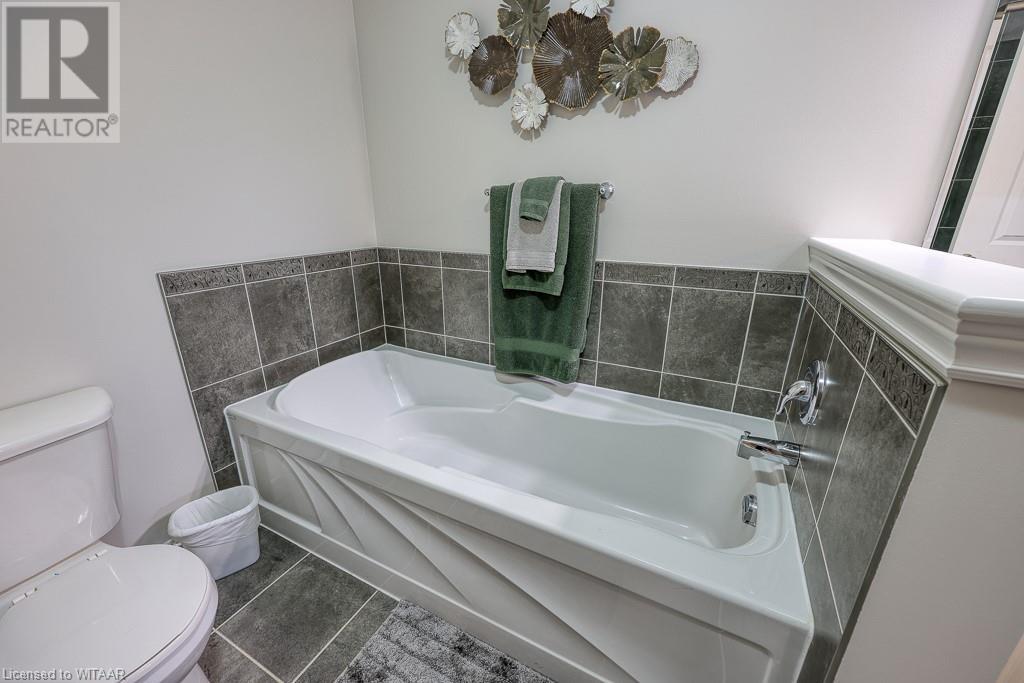 1154 Caen Avenue, Woodstock, Ontario  N4T 0G3 - Photo 28 - 40671072