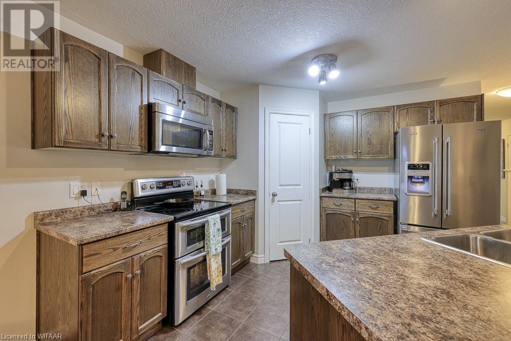 1154 Caen Avenue, Woodstock, Ontario  N4T 0G3 - Photo 11 - 40671072