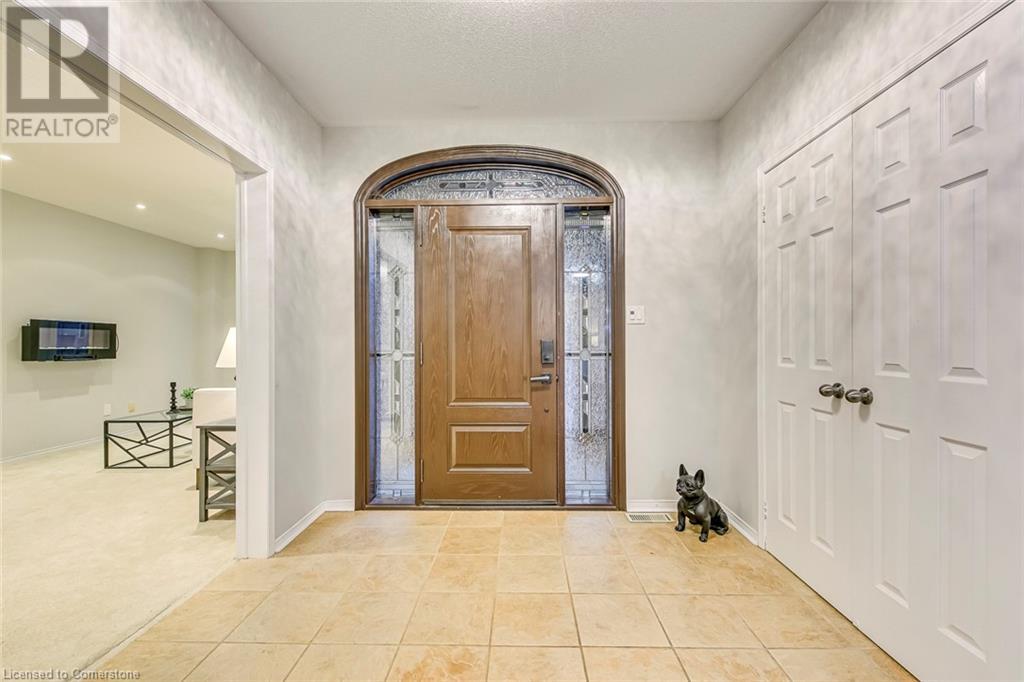 435 March Crescent, Oakville, Ontario  L6H 5X7 - Photo 4 - 40669103