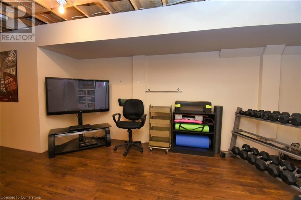 160 Wallace Avenue S, Welland, Ontario  L3B 1R5 - Photo 27 - 40687735