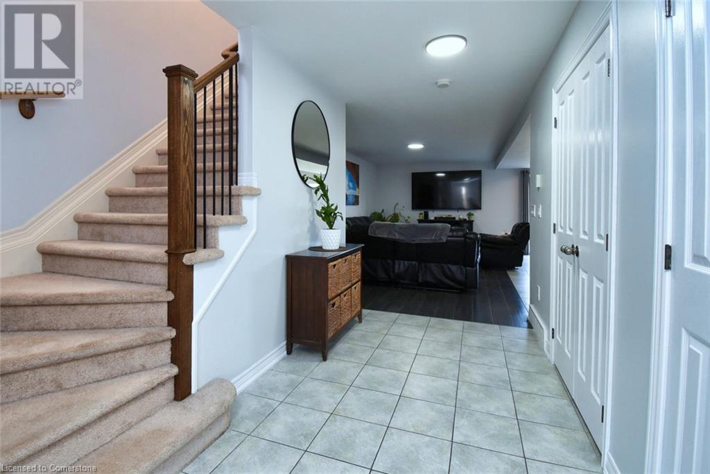 160 Wallace Avenue S, Welland, Ontario  L3B 1R5 - Photo 4 - 40687735