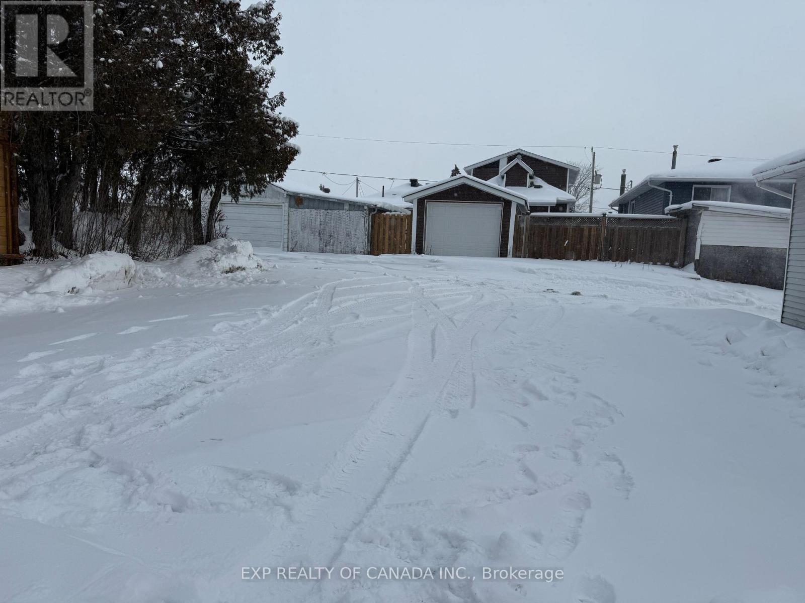 Property at 336 MOUNTJOY STREET S image 3