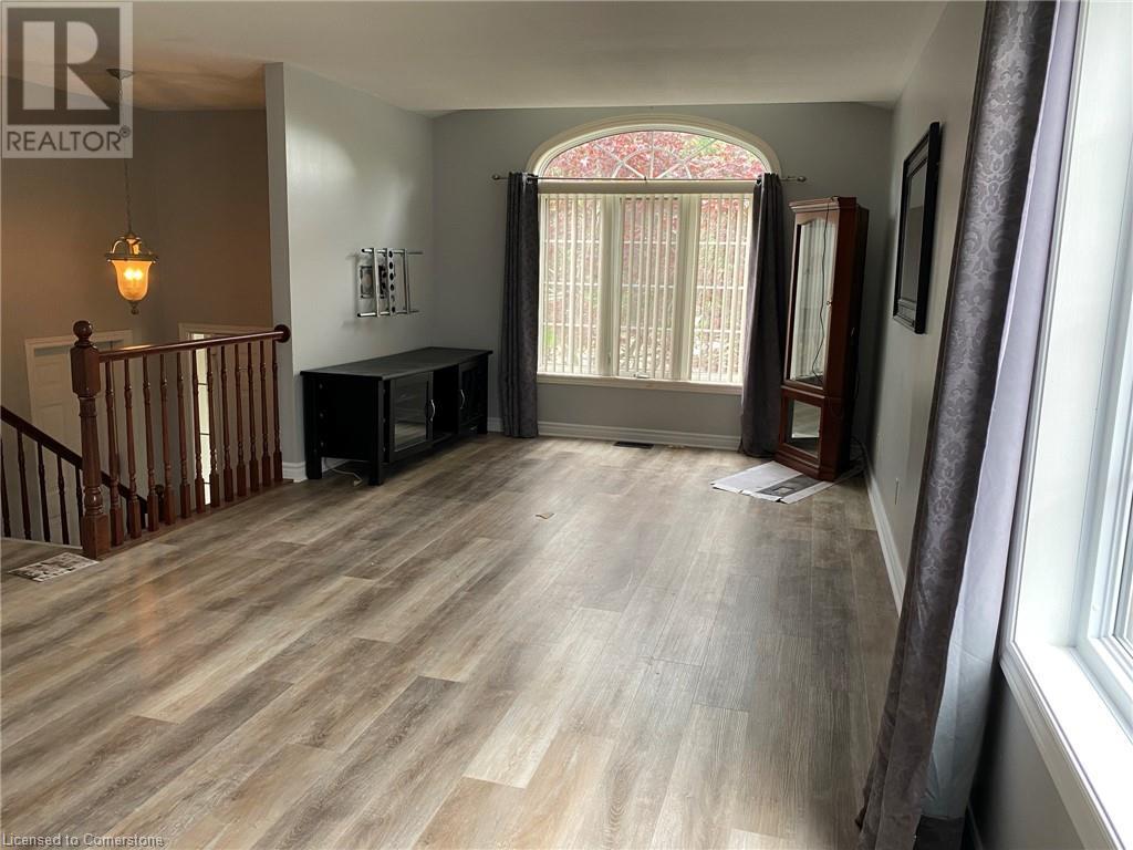 8047 Harvest Crescent Unit# Upper, Niagara Falls, Ontario  L2H 3G6 - Photo 3 - 40688029