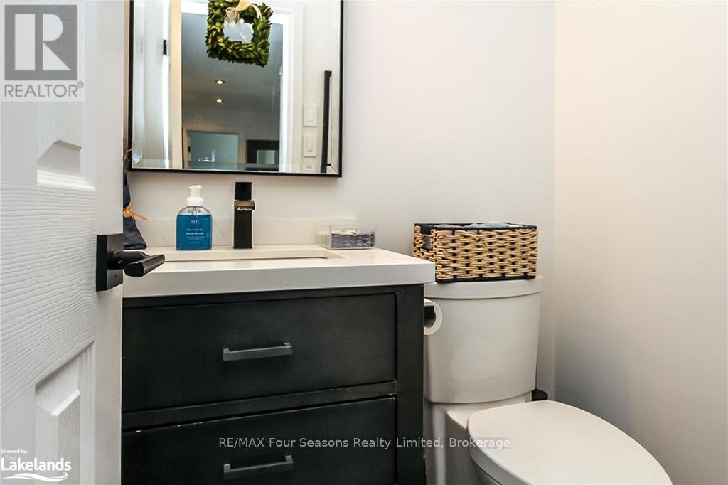 838 Suncrest Circle, Collingwood, Ontario  L9Y 5C7 - Photo 10 - S10438131