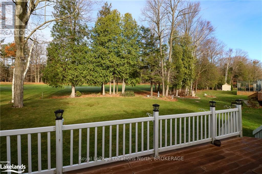 26 Fairway Crescent, Wasaga Beach, Ontario  L9Z 1B9 - Photo 11 - S10440042