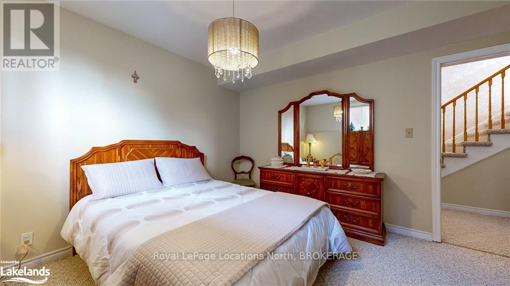 26 Fairway Crescent, Wasaga Beach, Ontario  L9Z 1B9 - Photo 33 - S10440042