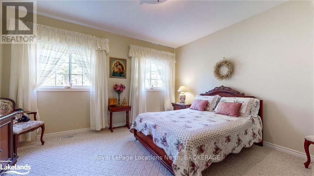 26 Fairway Crescent, Wasaga Beach, Ontario  L9Z 1B9 - Photo 36 - S10440042