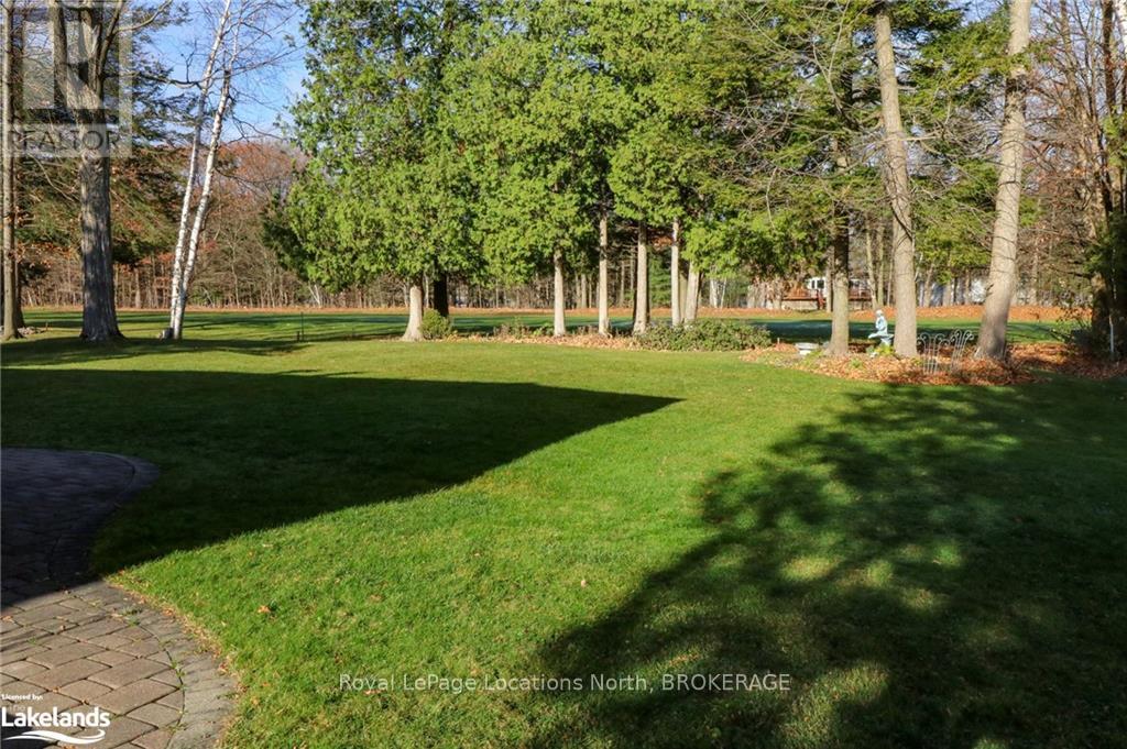 26 Fairway Crescent, Wasaga Beach, Ontario  L9Z 1B9 - Photo 7 - S10440042