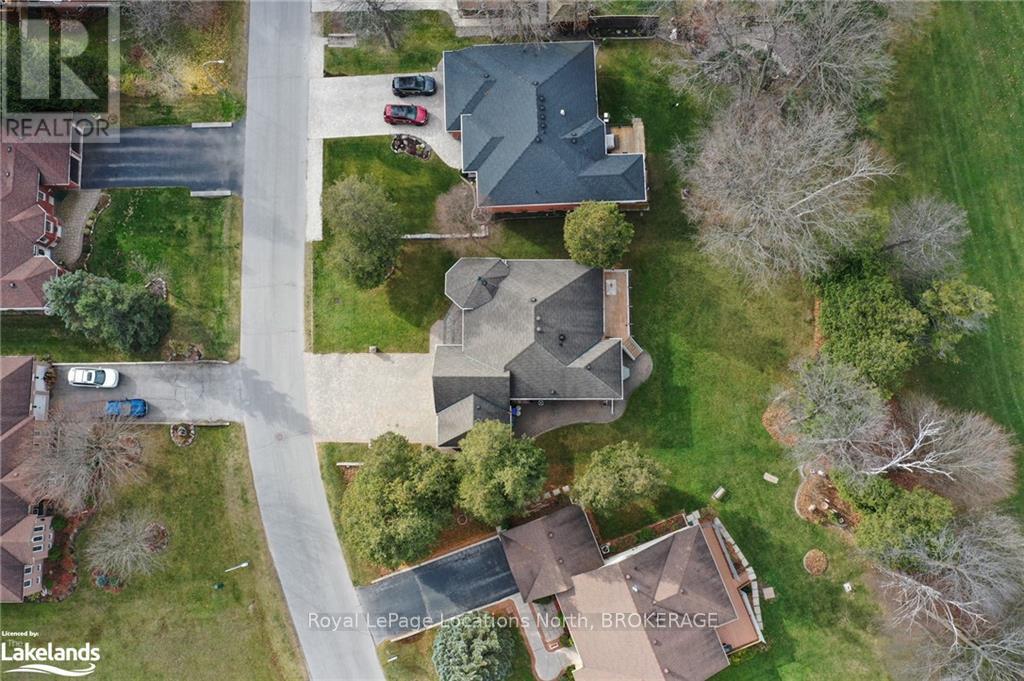 26 Fairway Crescent, Wasaga Beach, Ontario  L9Z 1B9 - Photo 9 - S10440042