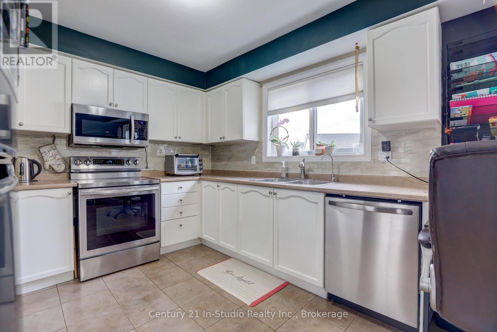 218 Marilyn Street, Shelburne, Ontario  L0N 1S2 - Photo 12 - X11909418