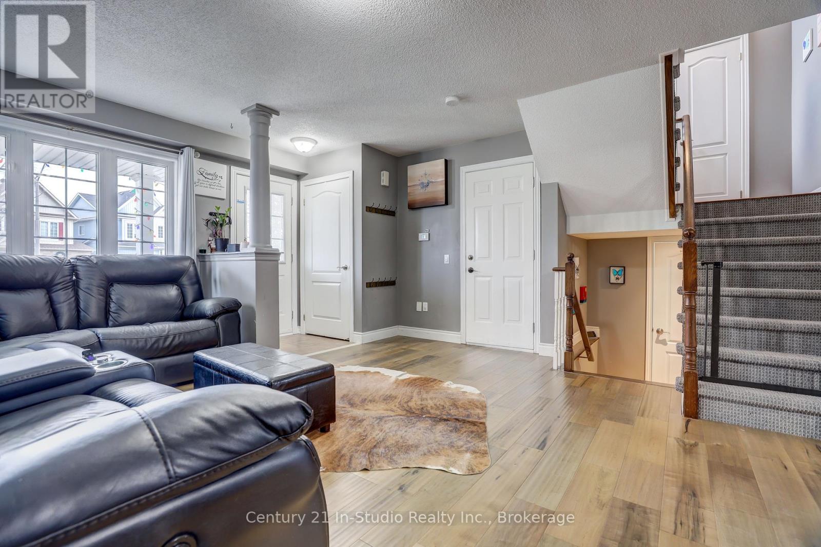 218 Marilyn Street, Shelburne, Ontario  L0N 1S2 - Photo 9 - X11909418