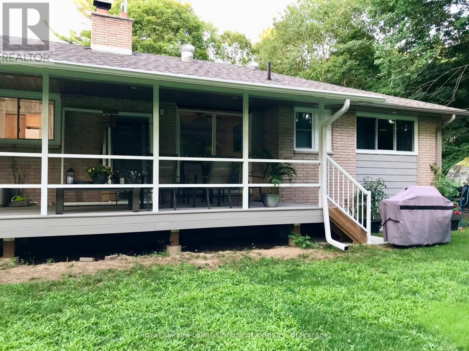 105 Wellington Street S, Gravenhurst, Ontario  P1P 1B2 - Photo 3 - X11909467