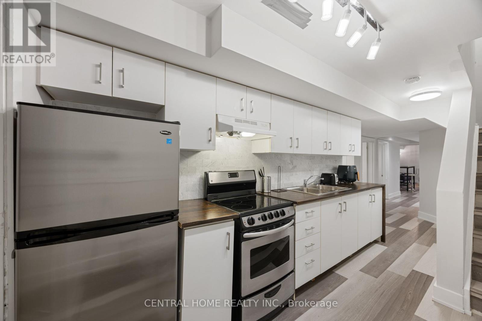 Bsmt - 93 Long Point Drive, Richmond Hill, Ontario  L4E 3Z7 - Photo 5 - N11909486