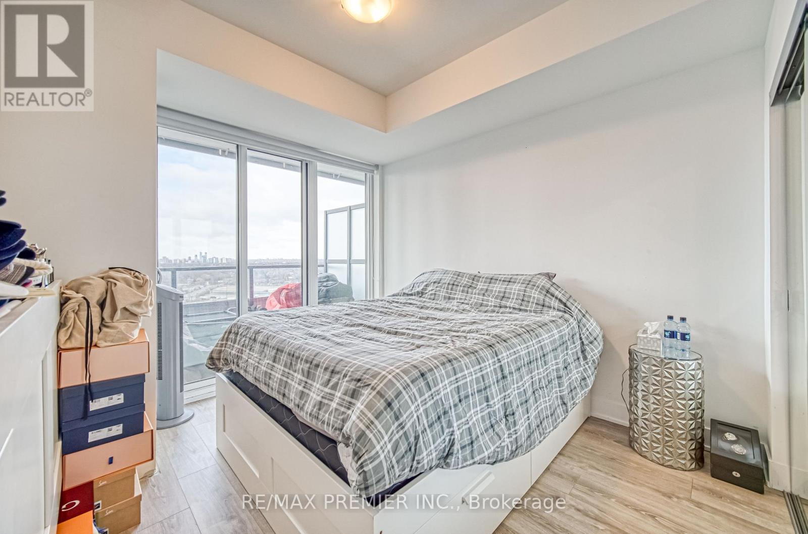2712 - 30 Shore Breeze Drive, Toronto, Ontario  M8V 0C7 - Photo 22 - W11909485