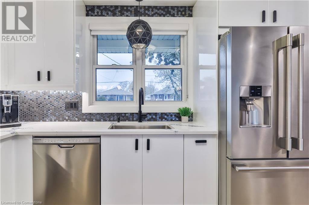 55 Deschene Avenue, Hamilton, Ontario  L9A 3J8 - Photo 11 - 40687962