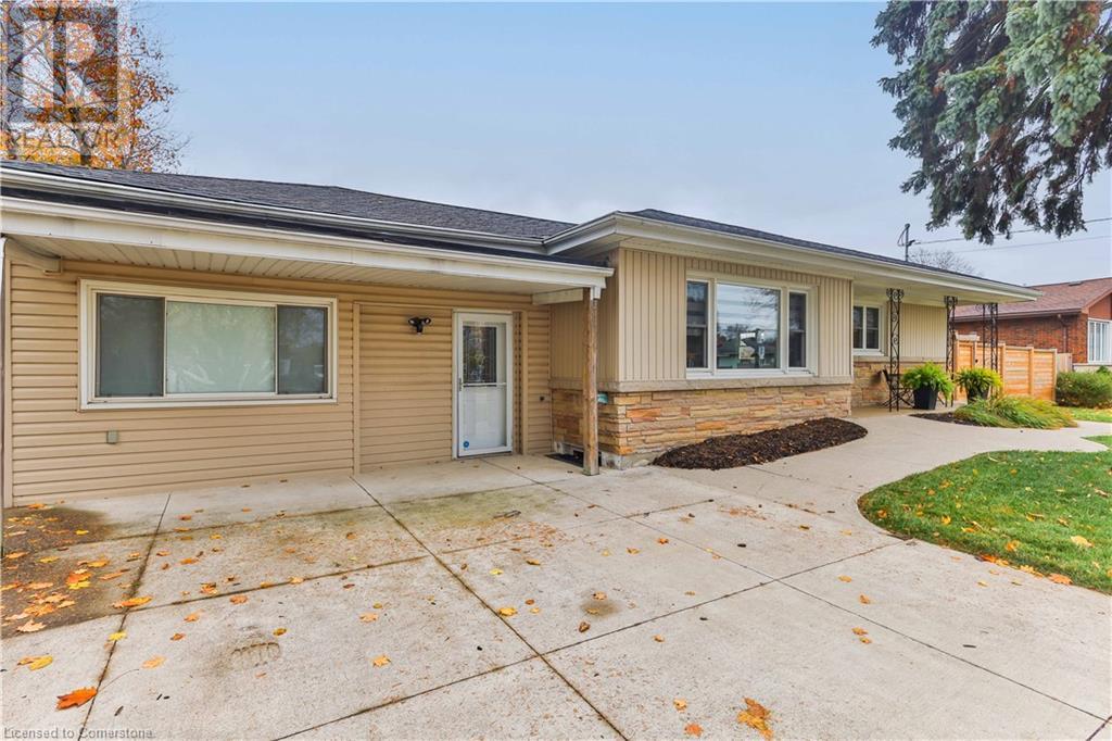 55 Deschene Avenue, Hamilton, Ontario  L9A 3J8 - Photo 4 - 40687962