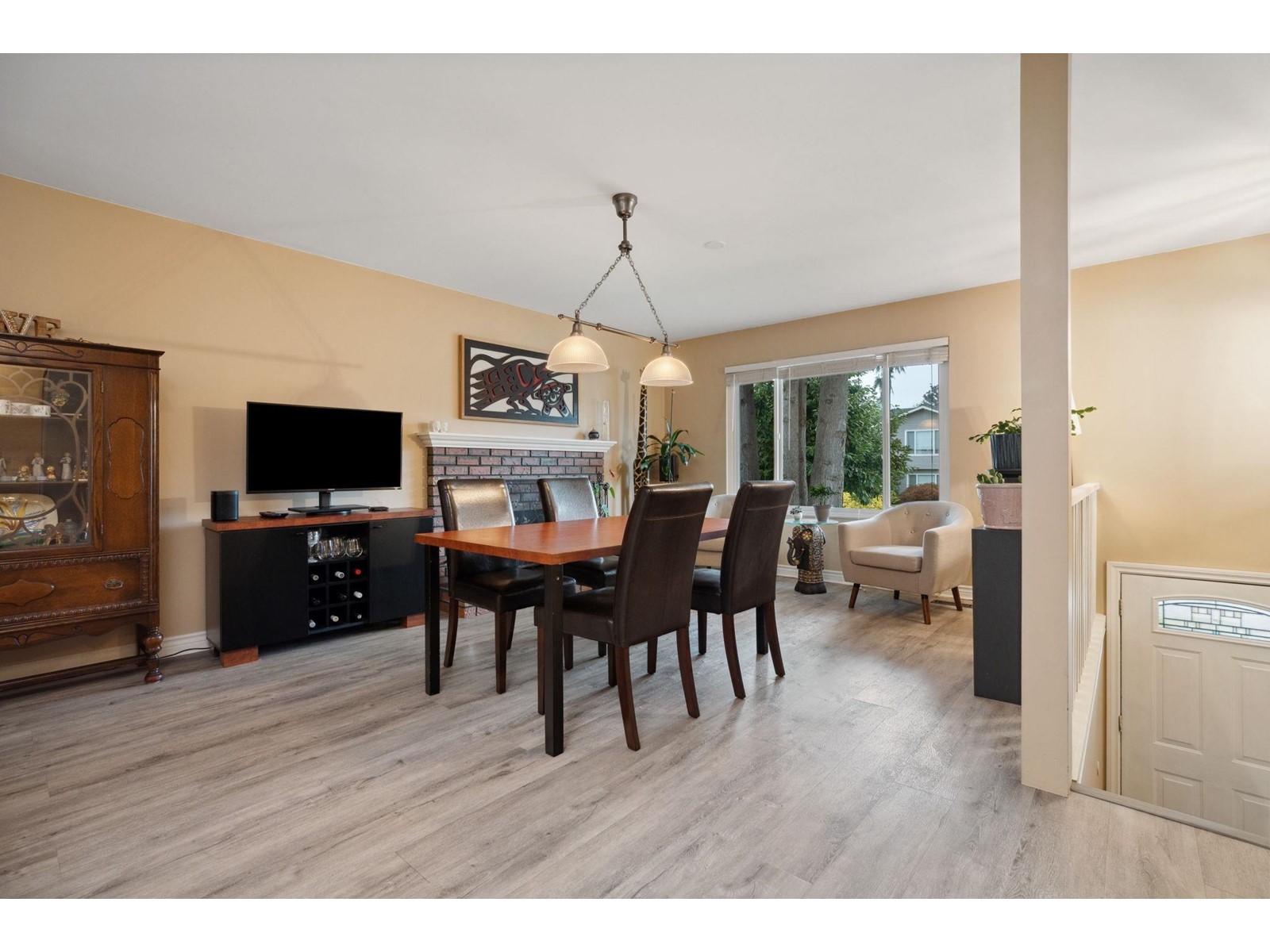 Property at 2904 WIGGINS PLACE image 2