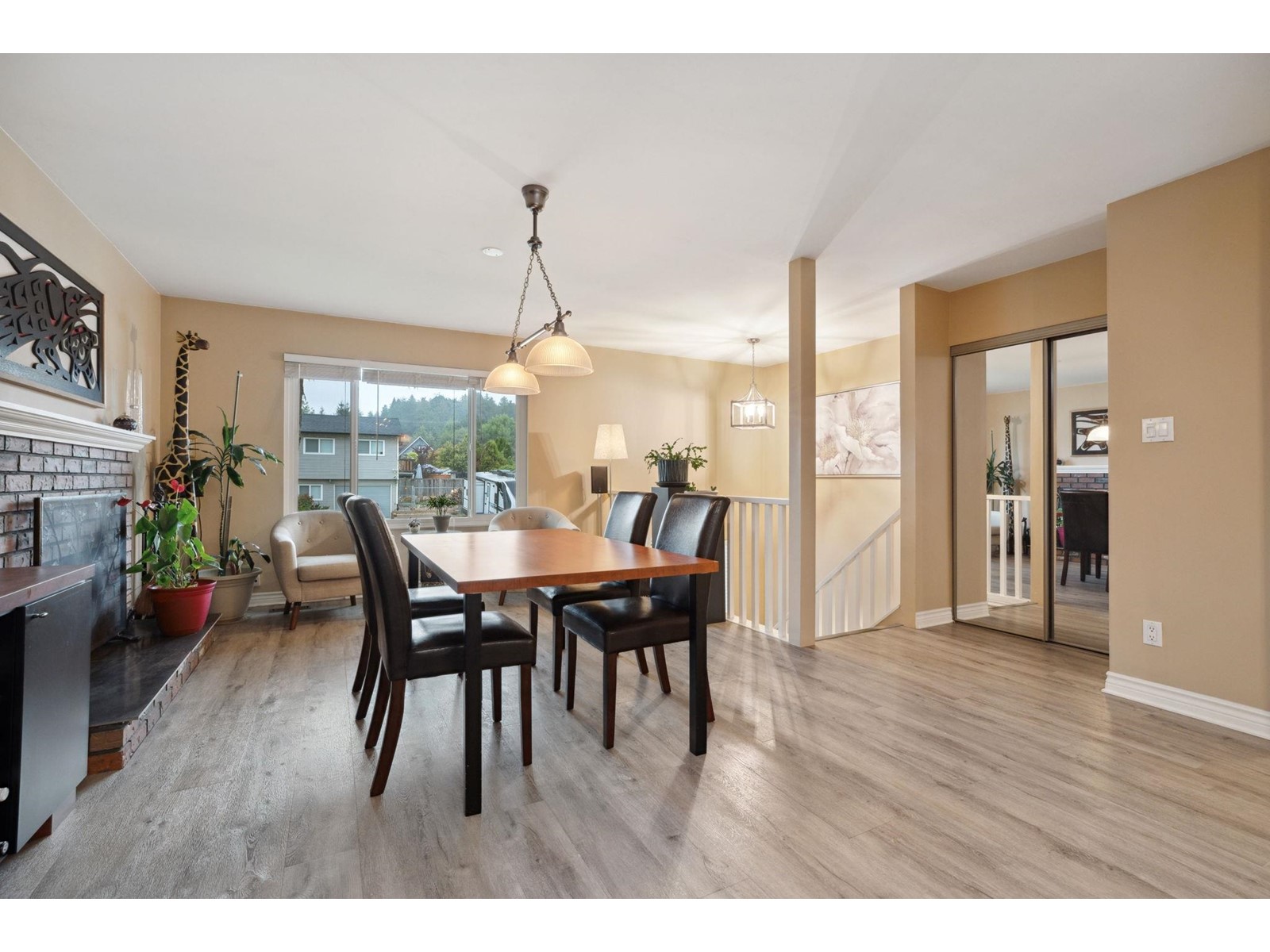 Property at 2904 WIGGINS PLACE image 3