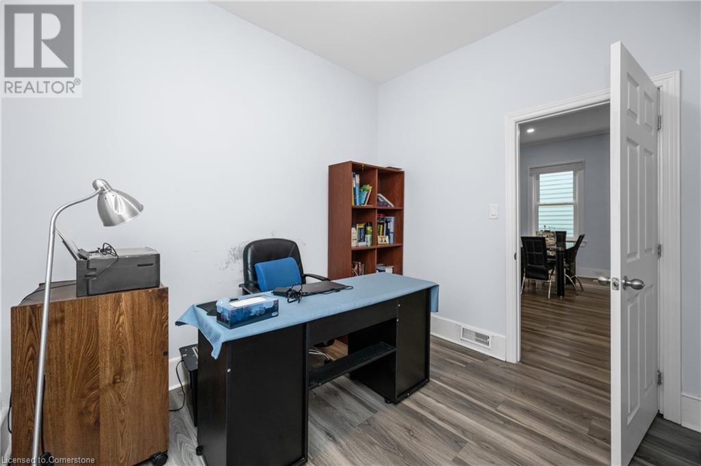 22 Catherine Street, St. Catharines, Ontario  L2R 5E5 - Photo 28 - 40687853