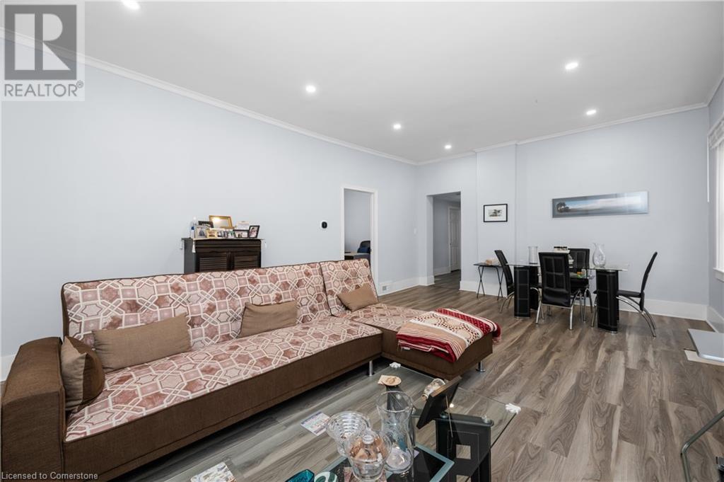 22 Catherine Street, St. Catharines, Ontario  L2R 5E5 - Photo 13 - 40687853