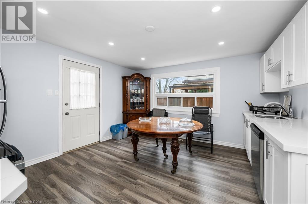 22 Catherine Street, St. Catharines, Ontario  L2R 5E5 - Photo 19 - 40687853