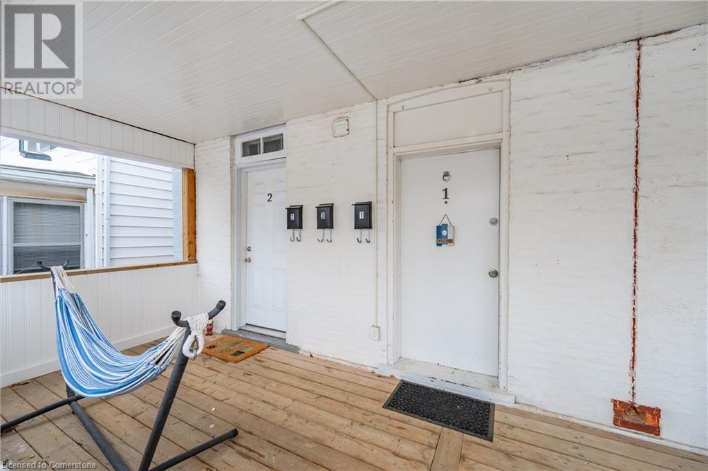 22 Catherine Street, St. Catharines, Ontario  L2R 5E5 - Photo 25 - 40687853