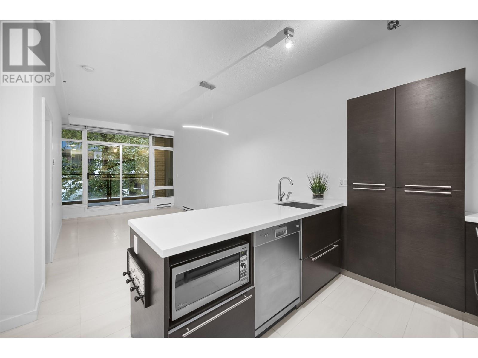 202 1252 Hornby Street, Vancouver, British Columbia  V6Z 0A3 - Photo 1 - R2952683