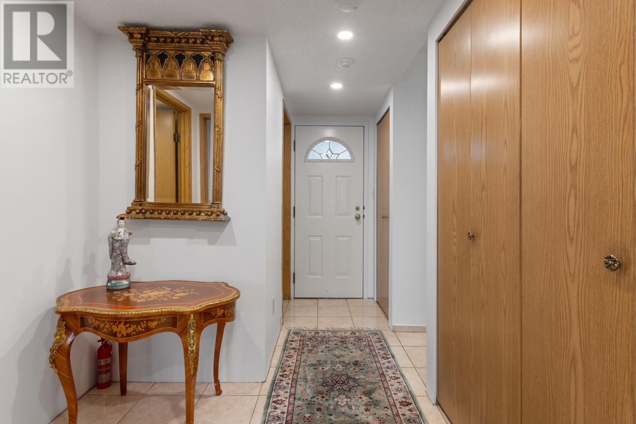 Listing Picture 13 of 27 : 502 1406 HARWOOD STREET, Vancouver / 溫哥華 - 魯藝地產 Yvonne Lu Group - MLS Medallion Club Member