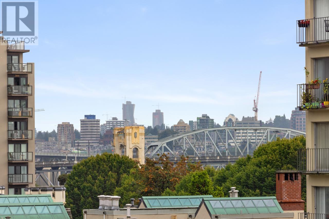 Listing Picture 19 of 27 : 502 1406 HARWOOD STREET, Vancouver / 溫哥華 - 魯藝地產 Yvonne Lu Group - MLS Medallion Club Member